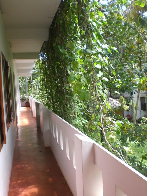 Hotel Jickys Nest Varkala Zimmer foto